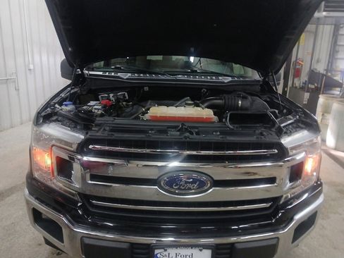 Used 2018 Ford F150 XLT image 6