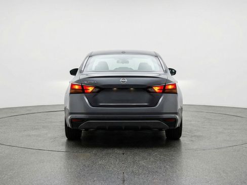 Used 2025 Nissan Altima 2.5 SV image 7