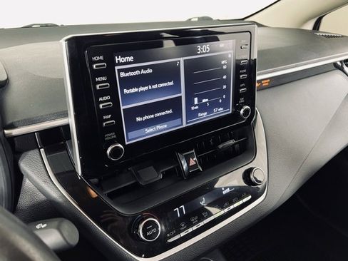 Used 2020 Toyota Corolla LE image 26
