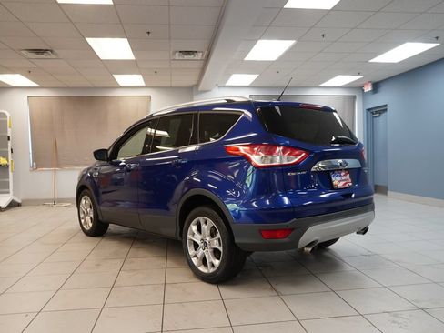 Used 2015 Ford Escape Titanium w/ Equipment Group 301A AWD/4WD image 9