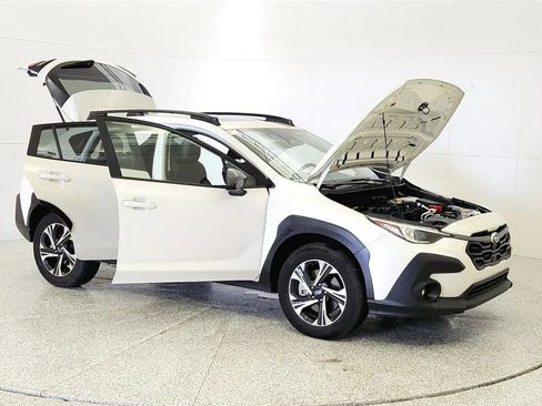 Used 2025 Subaru Crosstrek 2.0i Premium AWD/4WD image 9
