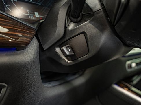 Used 2023 BMW X5 xDrive40i w/ M Sport Package image 20