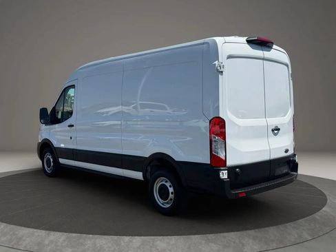 Used 2024 Ford Transit 250 148 Medium Roof w/ Load Area Protection Package RWD image 4