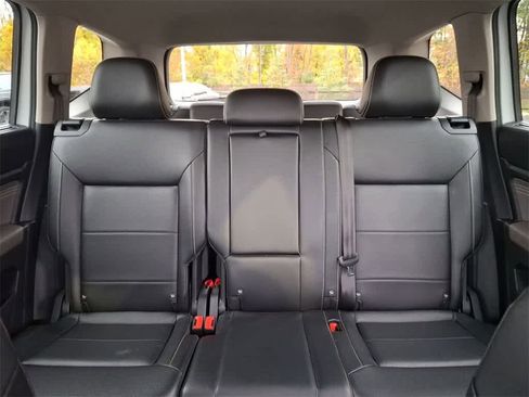 Used 2022 Volkswagen Atlas SE image 13