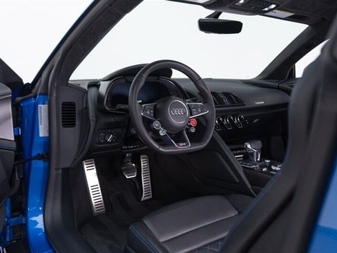 Used 2017 Audi R8 V10 plus AWD/4WD image 90
