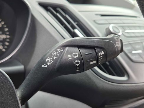 Used 2017 Ford Escape SE AWD/4WD image 23