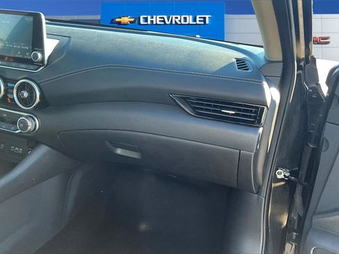 Used 2024 Nissan Sentra SV image 26