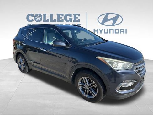 Used 2017 Hyundai Santa Fe Sport image 3