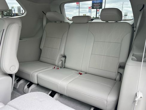 New 2025 Buick Enclave Avenir image 20