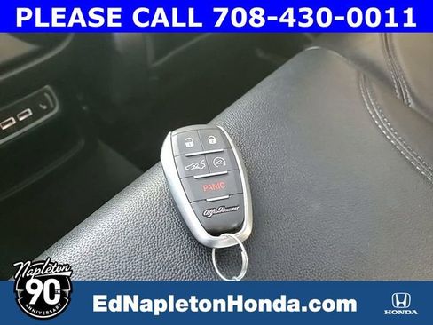 Used 2022 Alfa Romeo Stelvio Veloce image 30