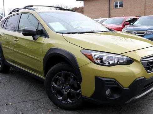 Used 2021 Subaru Crosstrek 2.5i Sport w/ Moonroof Package image 3