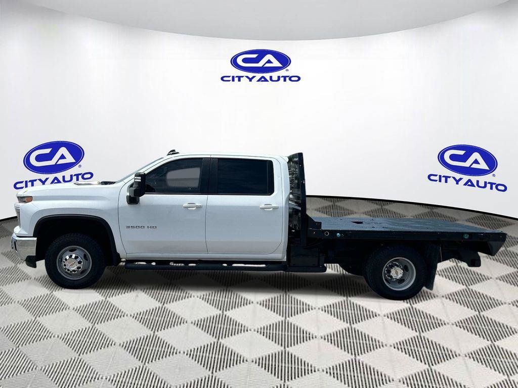 Used 2024 Chevrolet Silverado 3500 LT w/ Convenience Package AWD/4WD image 8