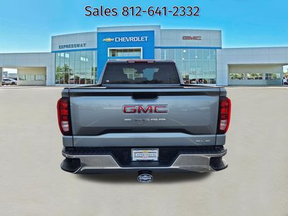 New 2026 GMC Sierra 1500 SLE