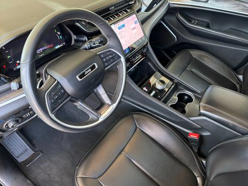 Used 2024 Jeep Grand Cherokee Limited 4xe AWD/4WD image 10