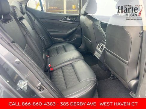 Certified 2023 Nissan Maxima Platinum w/ Sport Mat Group image 17