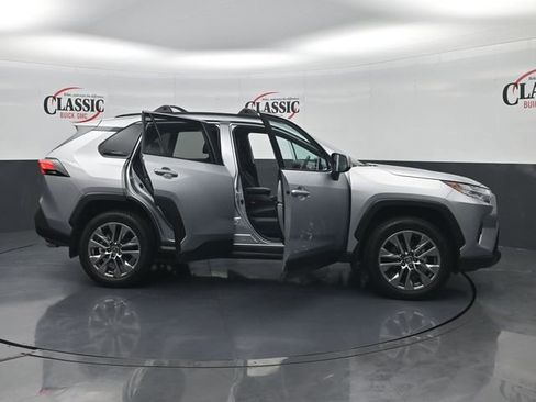 Used 2025 Toyota RAV4 XLE Premium w/ Weather Package FWD image 33