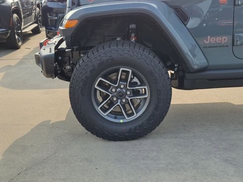 New 2026 Jeep Gladiator Mojave AWD/4WD image 10