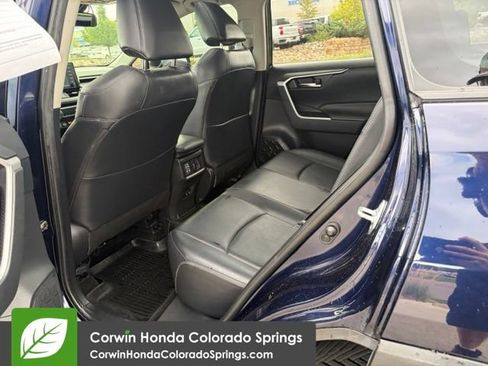 Used 2019 Toyota RAV4 XLE Premium w/ Cold Weather Package AWD/4WD image 17