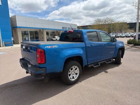 Used 2022 Chevrolet Colorado LT w/ LT Convenience Package AWD/4WD image 6
