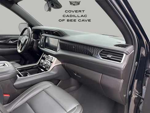 Used 2021 GMC Yukon Denali image 16