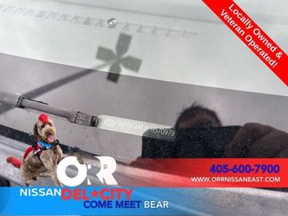 Used 2015 Hyundai Elantra Limited video 2