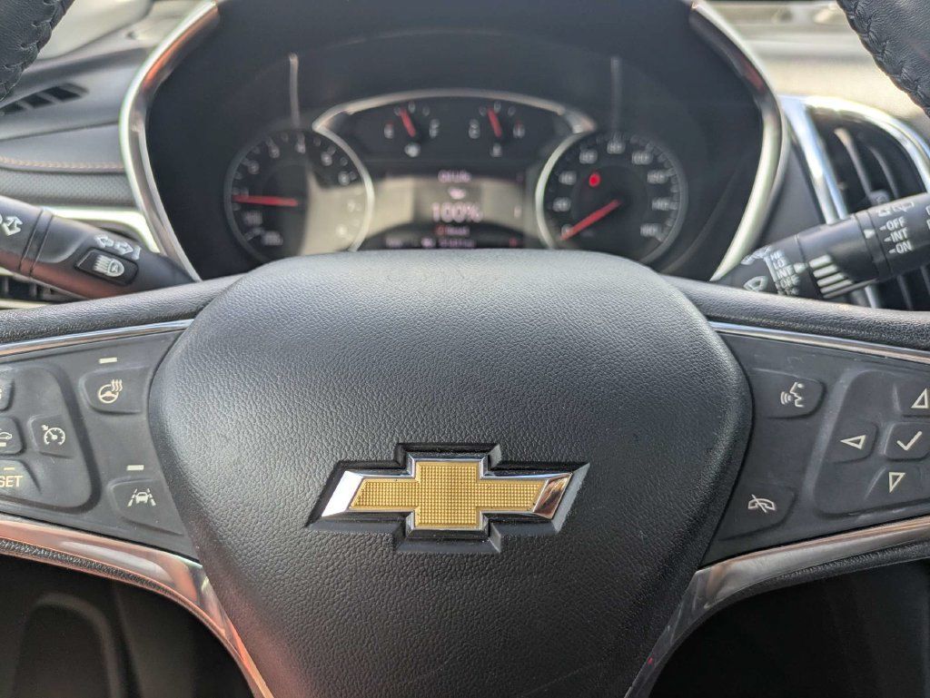 Used 2021 Chevrolet Equinox Premier FWD image 33