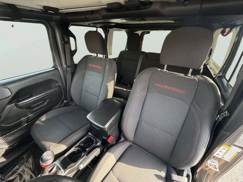 Used 2019 Jeep Wrangler Unlimited Rubicon image 20