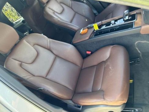 Used 2023 Volvo XC90 B6 Plus image 6