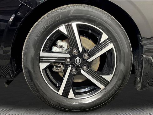 Used 2024 Nissan Sentra SV w/ All-Weather Package FWD image 33
