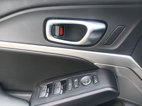 Used 2025 Acura Integra FWD image 15