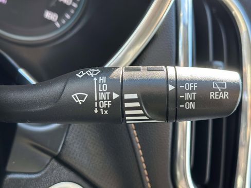 Certified 2023 Chevrolet Equinox Premier w/ LPO, Floor Liner Package image 17