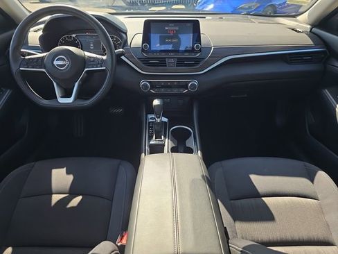 Certified 2024 Nissan Altima 2.5 SV FWD image 12