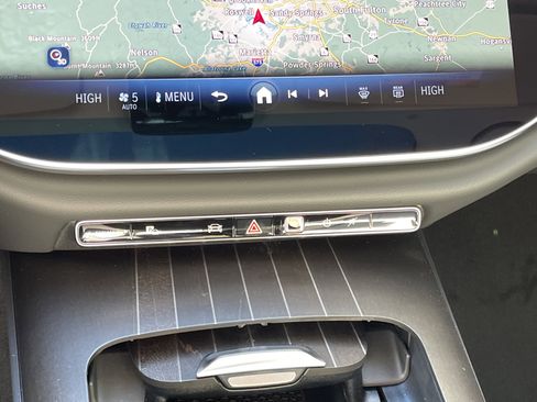 New 2026 Mercedes-Benz E 350 4MATIC Sedan image 31