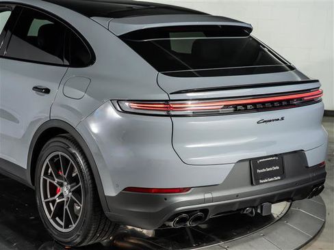 Certified 2026 Porsche Cayenne S image 31