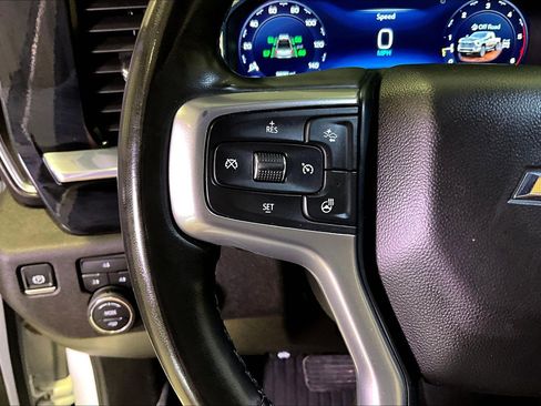 Used 2025 Chevrolet Silverado 2500 LT AWD/4WD image 12