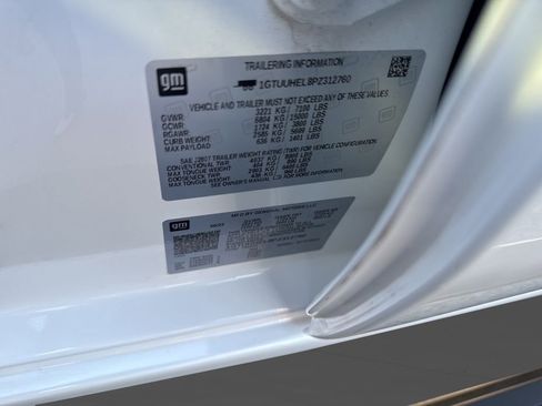 Used 2023 GMC Sierra 1500 Denali Ultimate image 38