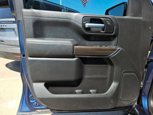 Used 2021 Chevrolet Silverado 1500 LT w/ Texas Edition Plus image 8