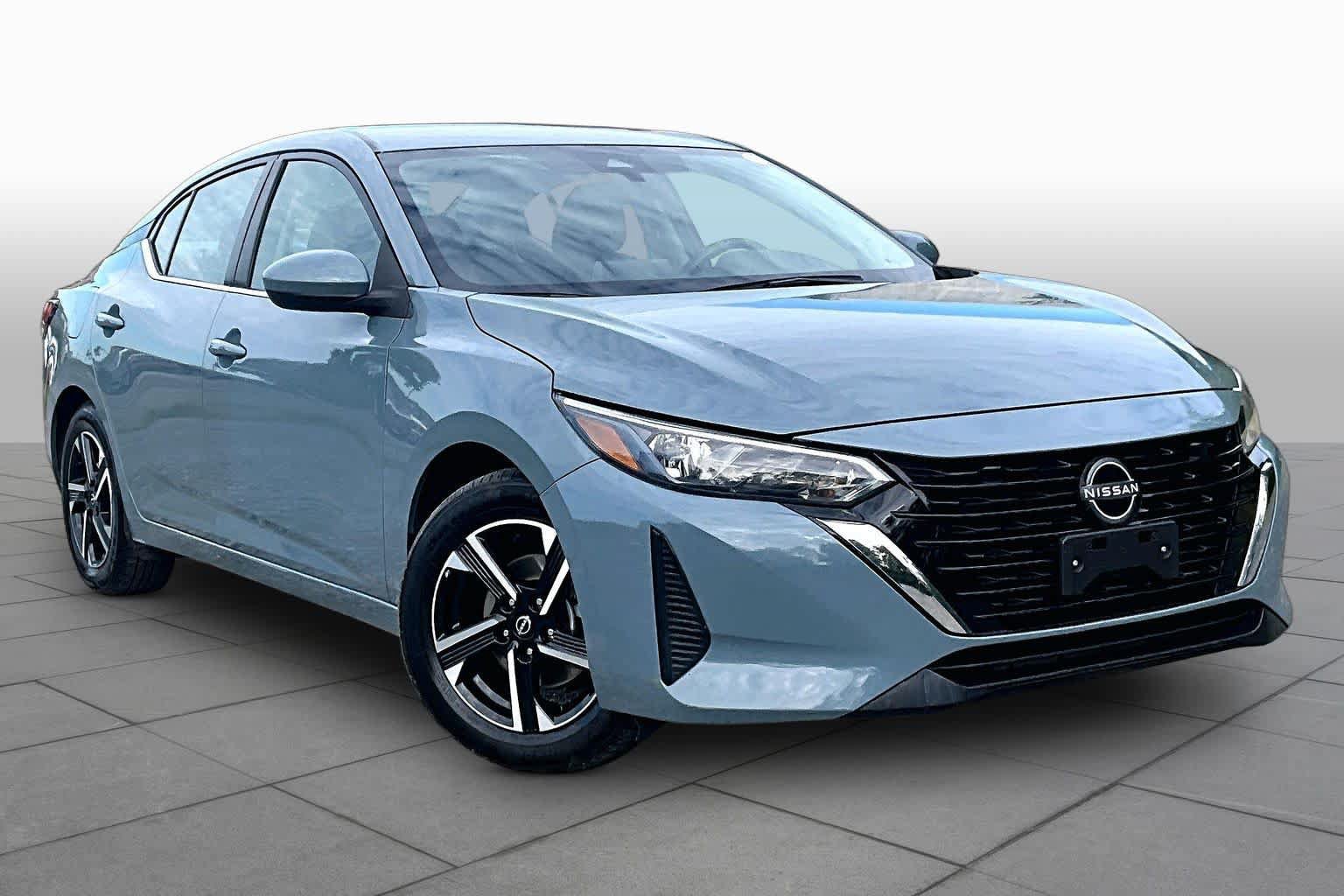 Used 2024 Nissan Sentra SV FWD image 3