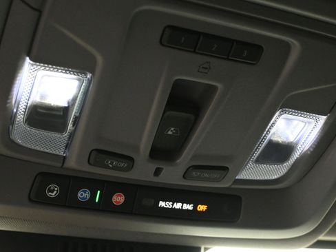 Used 2025 GMC Sierra 2500 SLT w/ Texas SLT Premium Package image 26