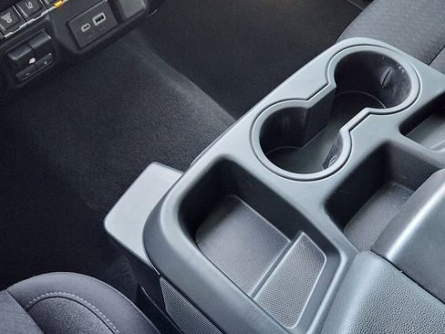 Used 2025 Chevrolet Silverado 2500 Custom w/ Custom Value Package image 21