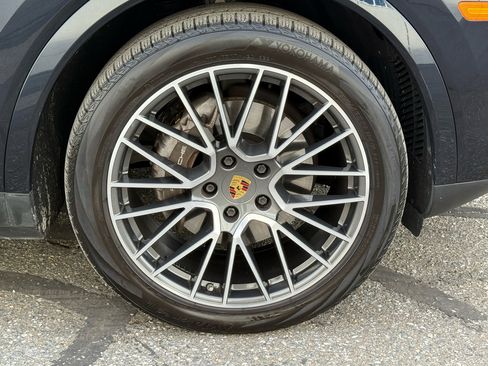 Used 2020 Porsche Cayenne E-Hybrid image 62