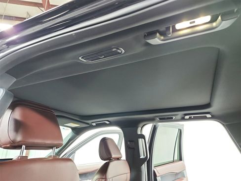 Used 2024 Ford Expedition Limited image 22