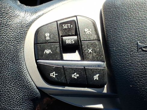 Used 2021 Ford Explorer Limited w/ Hybrid Equipment Group 310A AWD/4WD image 25