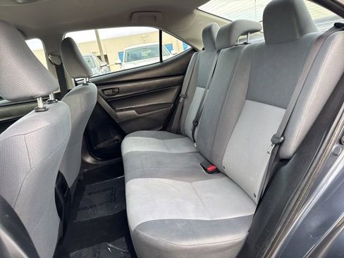 Used 2018 Toyota Corolla L image 22