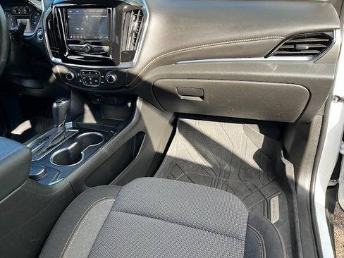 Used 2020 Chevrolet Traverse LS image 36