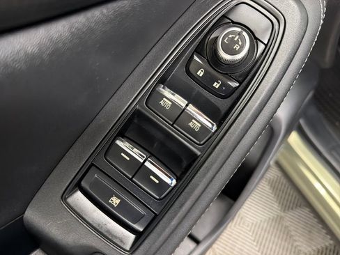 Used 2020 Subaru Forester Touring AWD/4WD image 18
