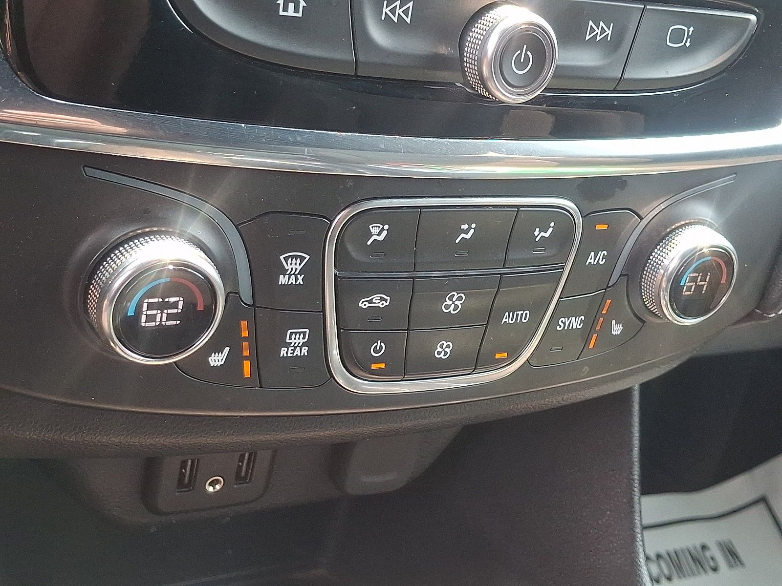 Certified 2023 Chevrolet Traverse LT AWD/4WD image 16