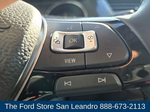 Used 2020 Volkswagen Tiguan SE w/ Panoramic Sunroof Package image 21