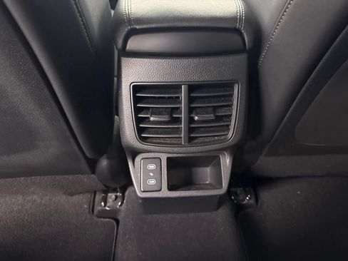 Used 2024 Kia Seltos EX AWD/4WD image 19