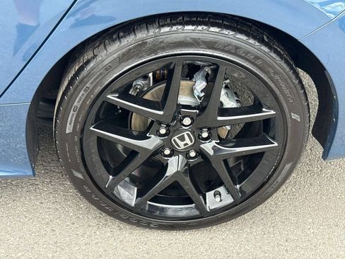 Used 2025 Honda Civic Sport image 30